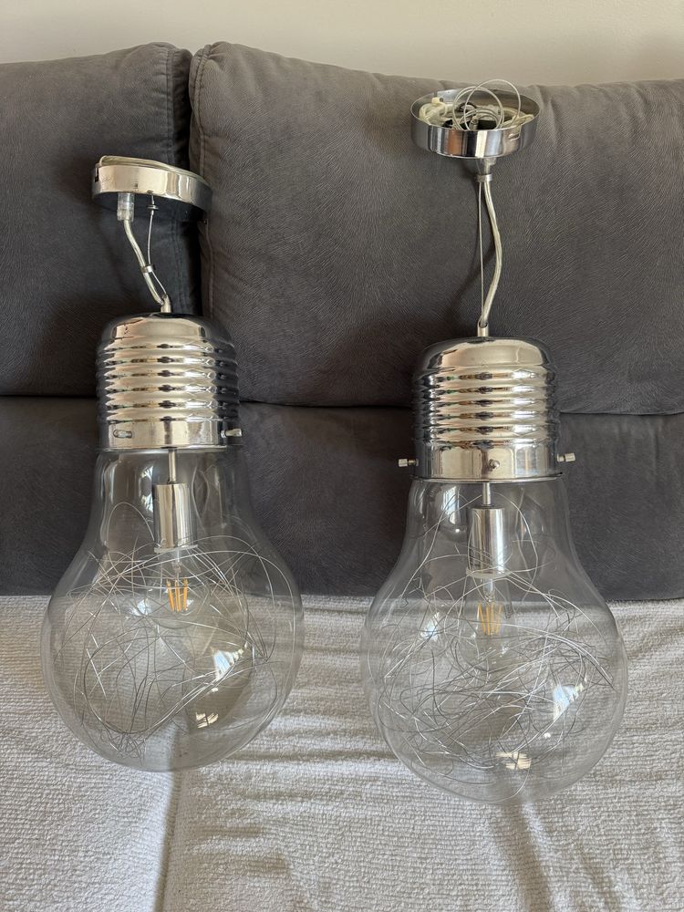 Conjunto 2 Candeeiros em forma de lampada