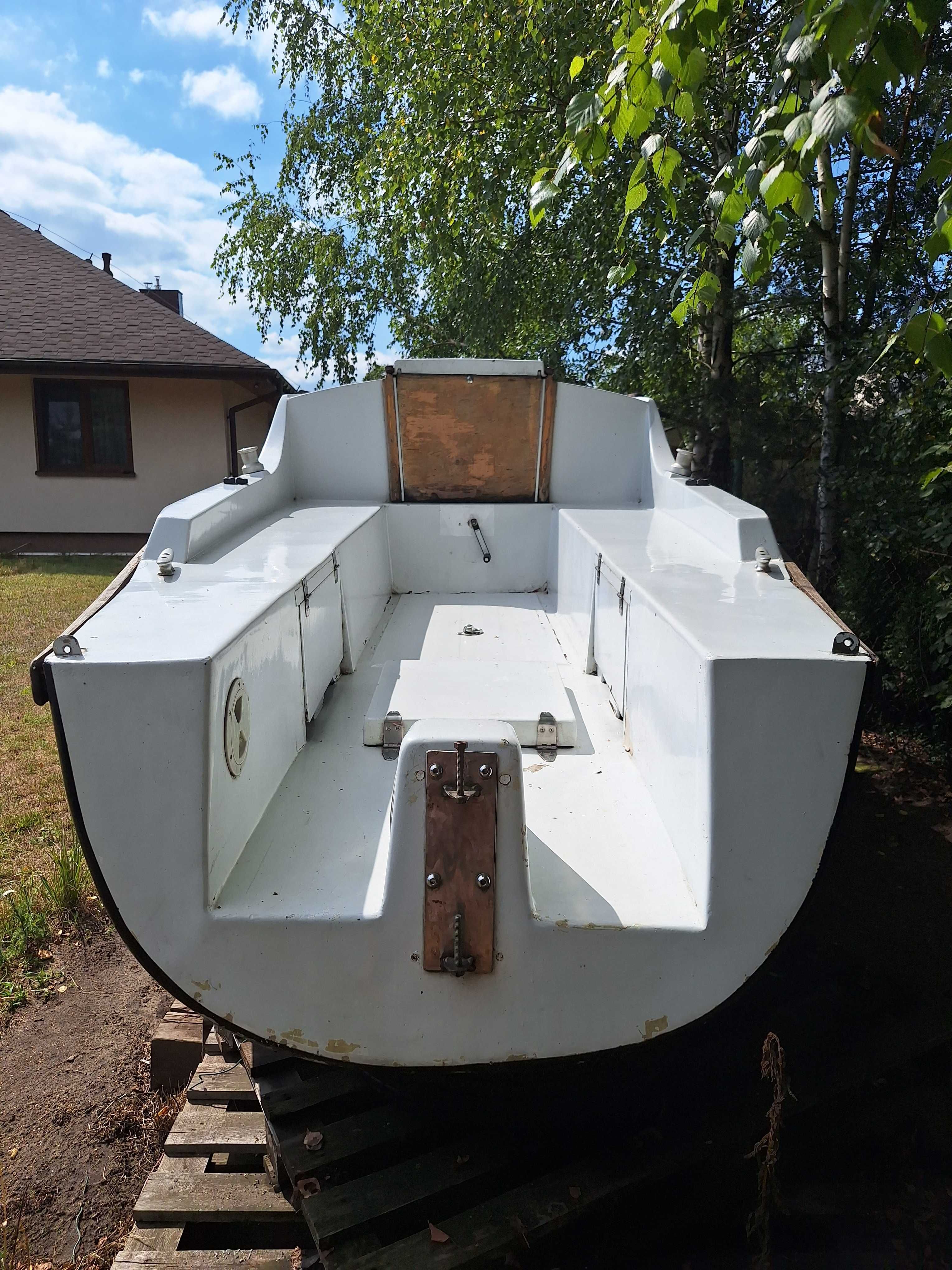 Jacht żaglówka Orion
