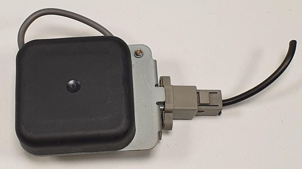 MODUŁ ANTENA GPS VOLVO C70 I 3533873-3