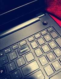 Okazyjnie! Laptop marki Dell / Inspiron 15 3000 / czarny laptop