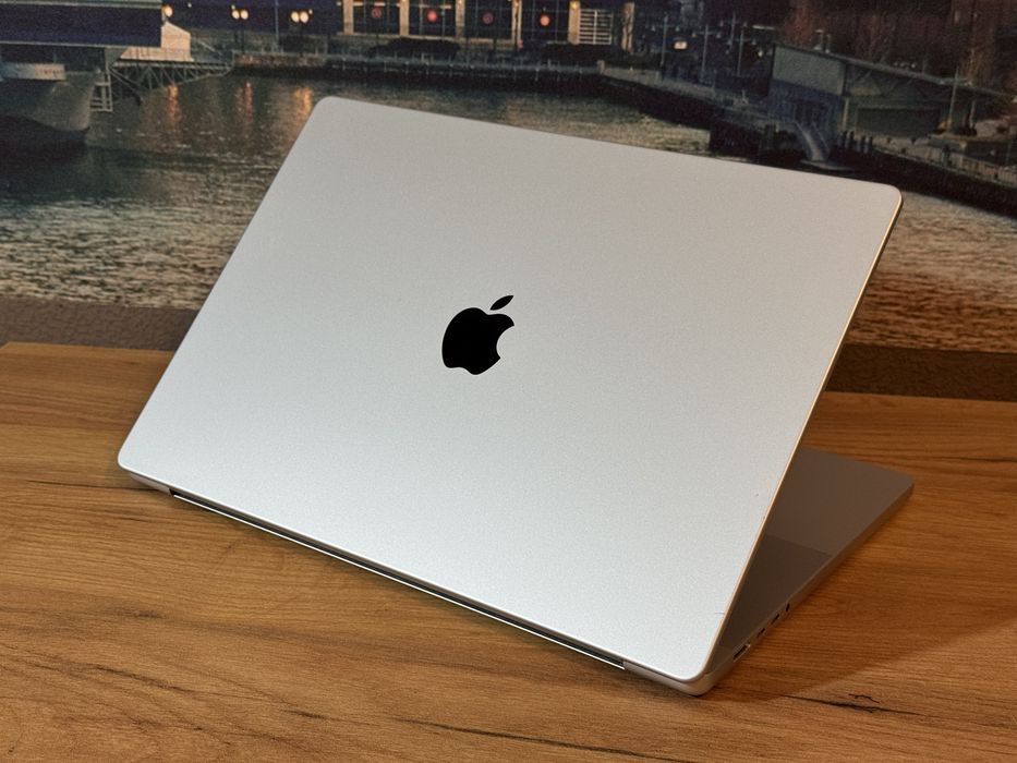 MacBook Pro 16” M1 Pro 2021 32 / 512 ГБ Silver Гарантія 30 днів #93
