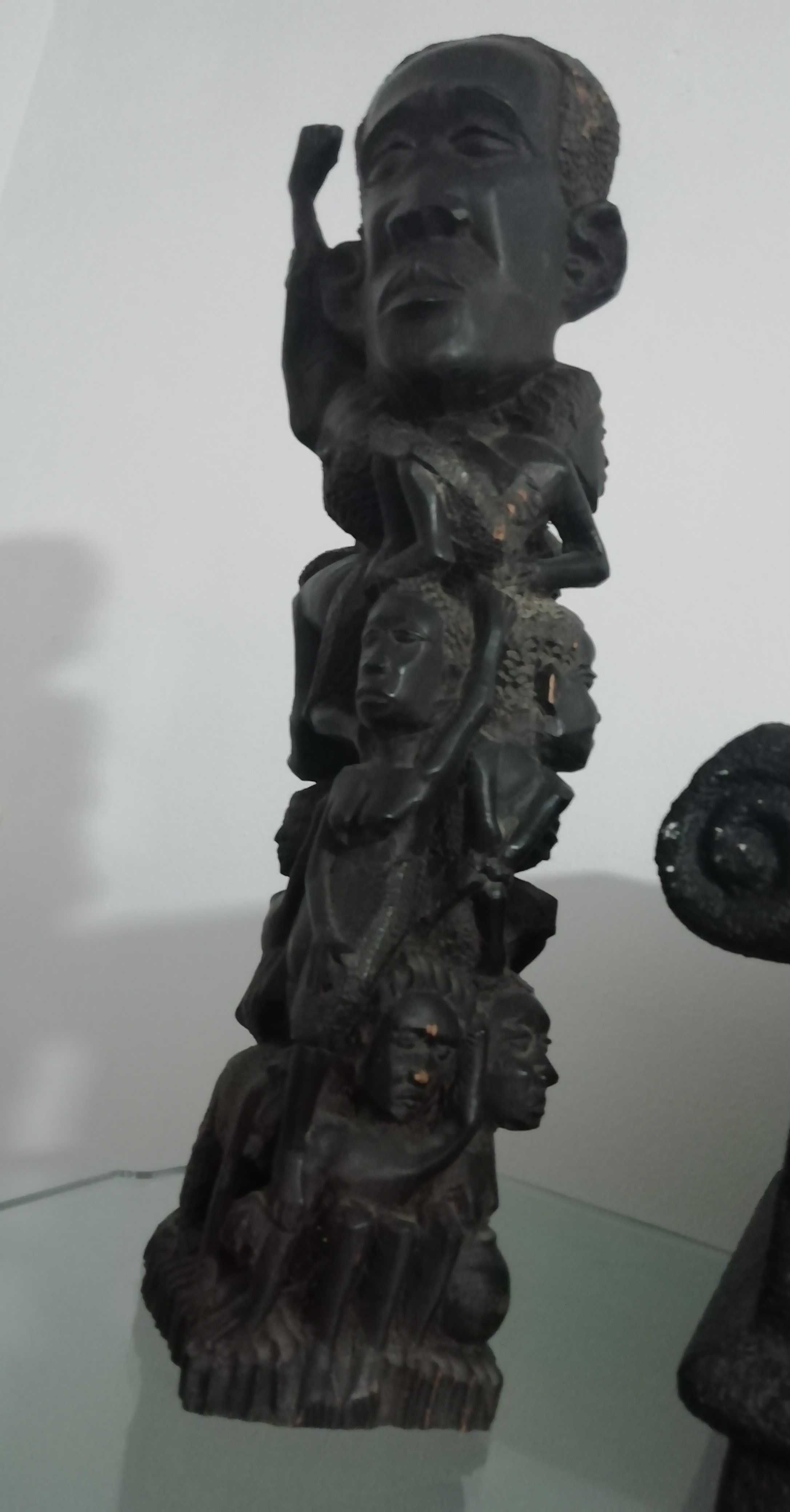 Esculturas em madeira - Arte tribal africana