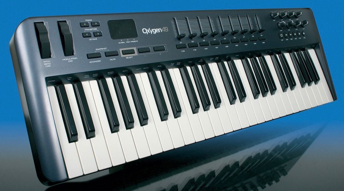 Міді клавіатура M Audio Oxygen49