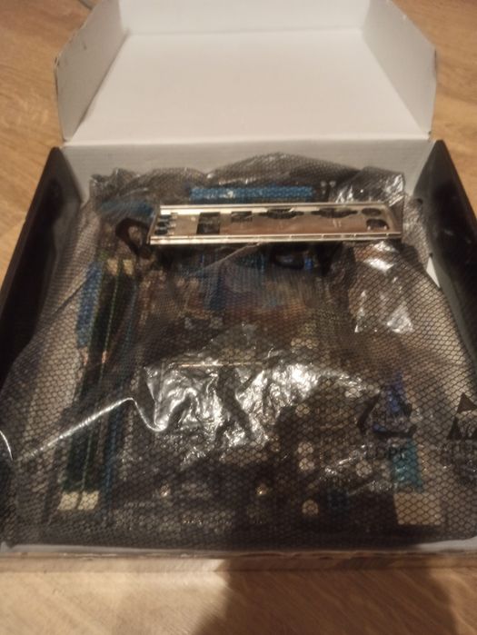 Материнская плата сокет AM3+/ Asus M5A-78LM-LX3/16 GB оперативы Kingst