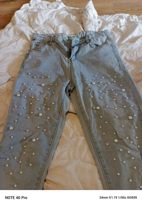 Spodnie jeansowe perełki 38