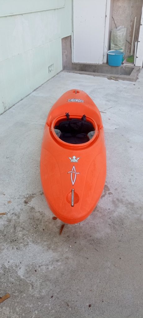 Kayak águas bravas