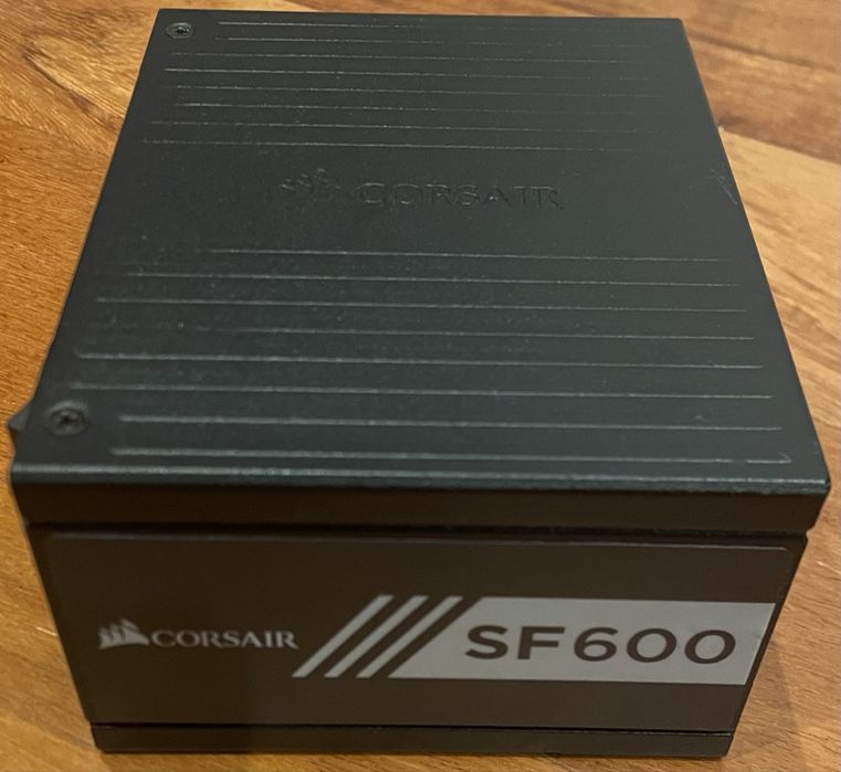 SF600 Gold Modular - Fonte SFX Alimentação - Corsair PSU