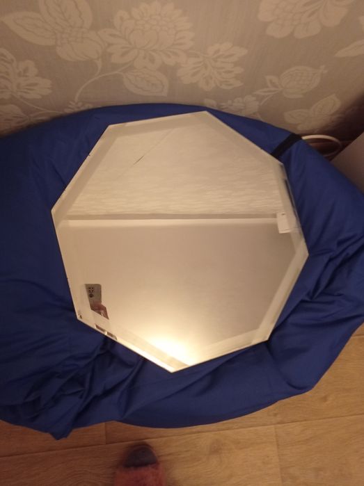 Дзеркало на стіну