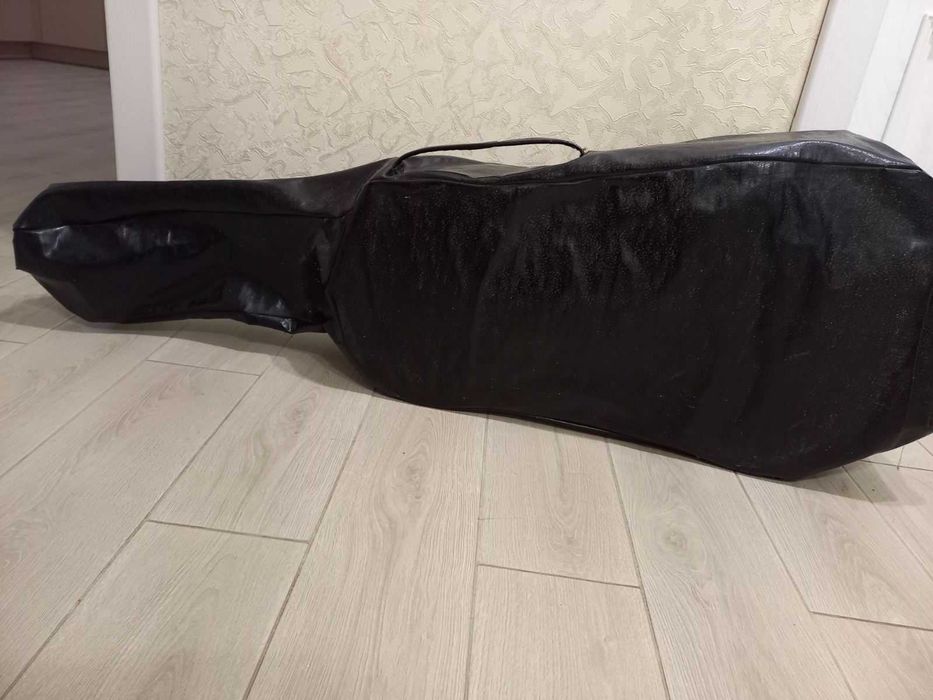 продам віолончель 1/2 зі смичком