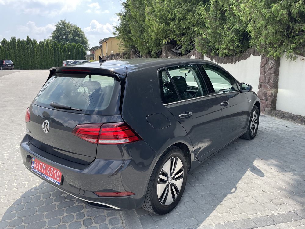 Volkswagen e-Golf 2019p