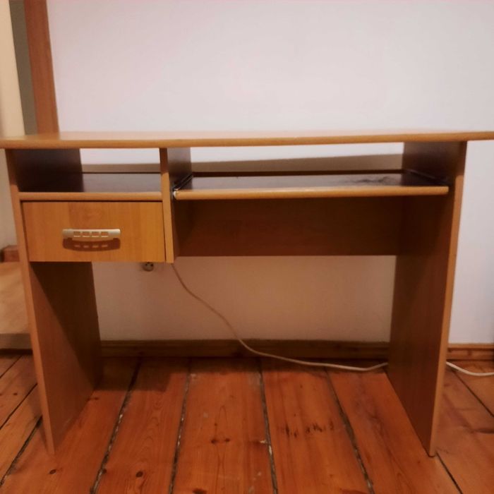 Biurko używane w dobrym stanie
