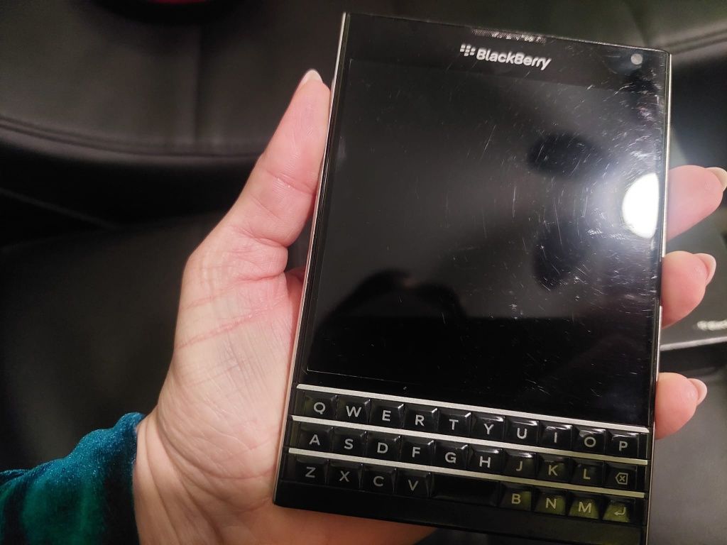Blackberry passport sqw100-1