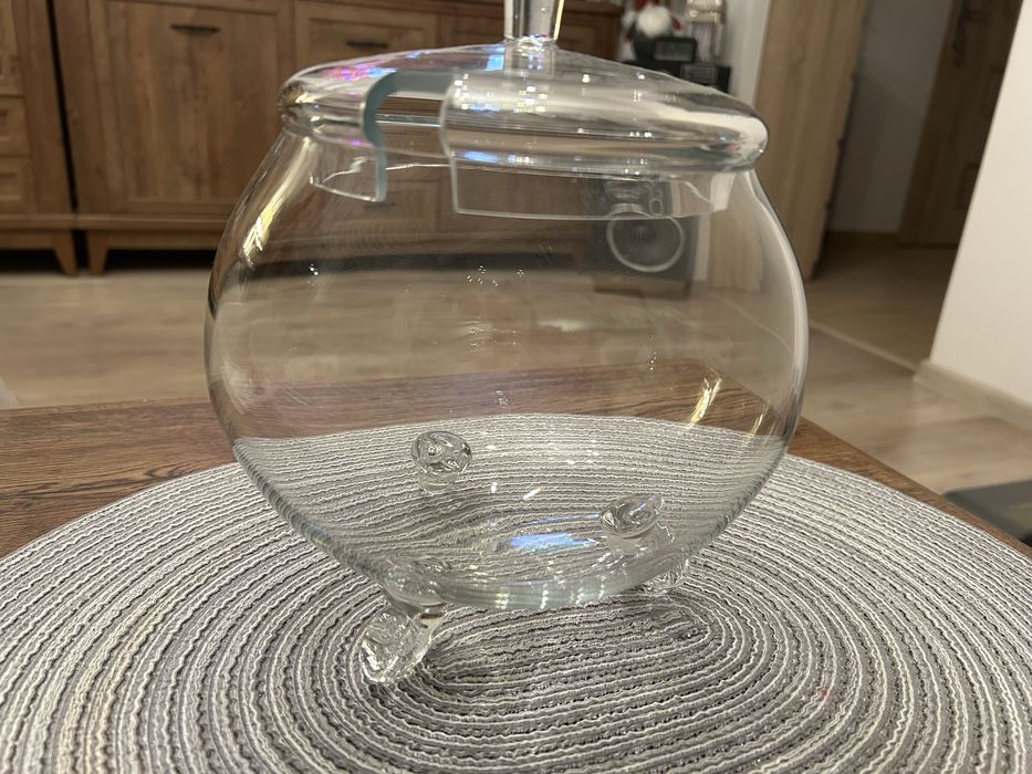 Waza, kula na poncz, zupę.