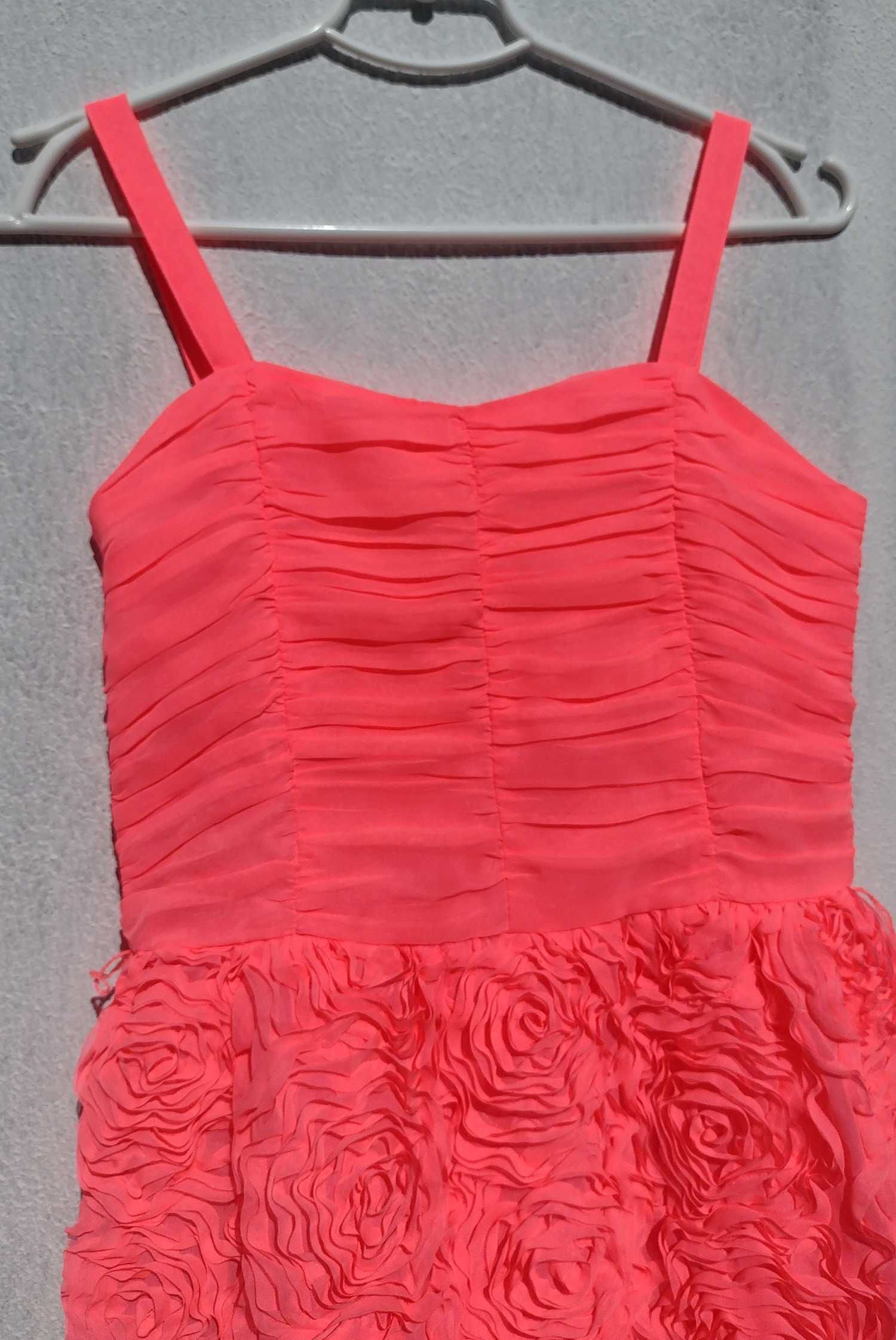 Очень красивое цветочное яркое гелевое розовое платье H&M S XS