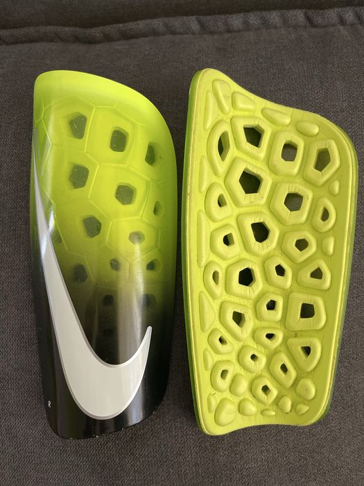 Щитки футбольні Nike Mercurial Lite салатово-чорні М (оригінал)