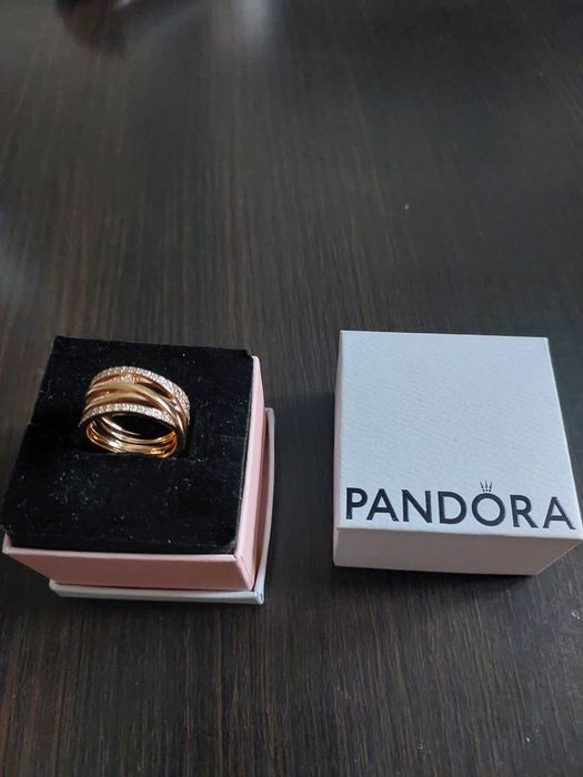 Złoty  pierścionek zcyrkoniami R12 pandora