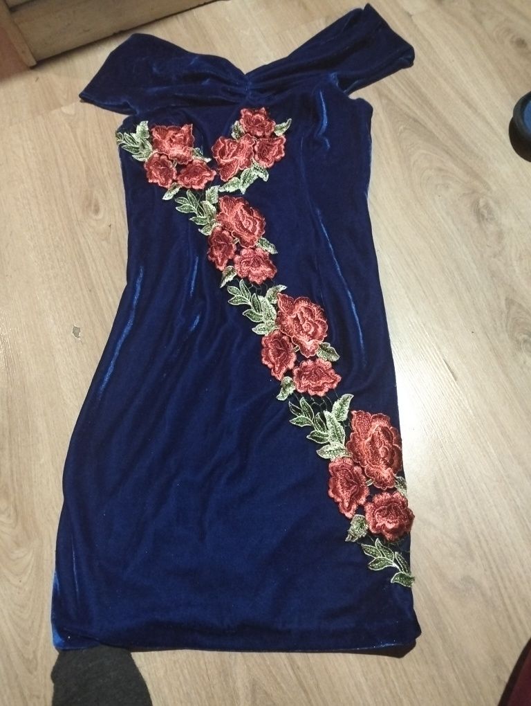Sprzedam sukienkę elegancką