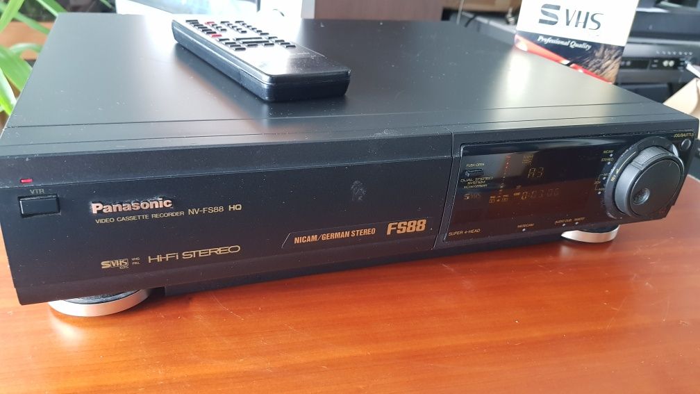 Super VHS Panasonic NV-fs 88 c/ comando