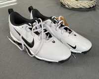 Buty sportowe Nike korki