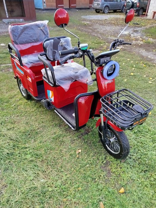 Продам Електро скутер 2кв. Стан новий,