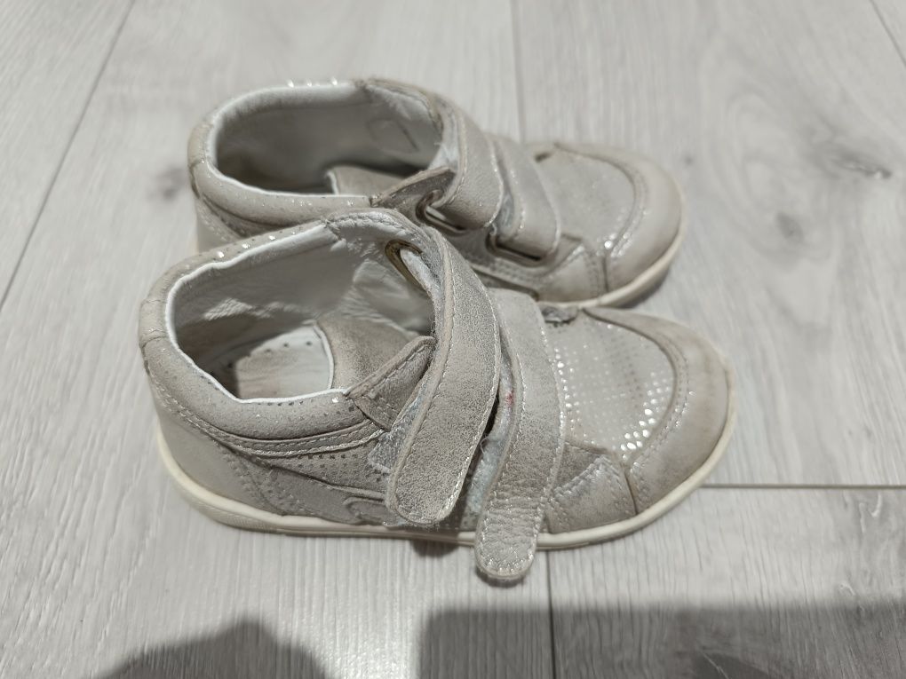 Buty dziecięce Lasocki kids rozmiar 25