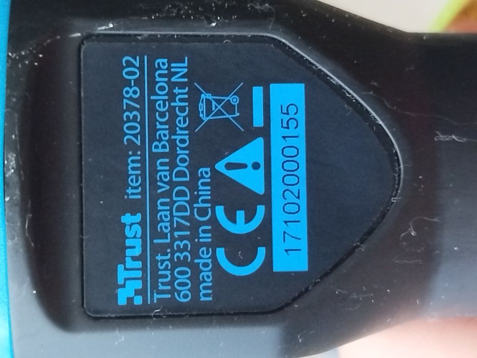 Trust mikrofon + statyw