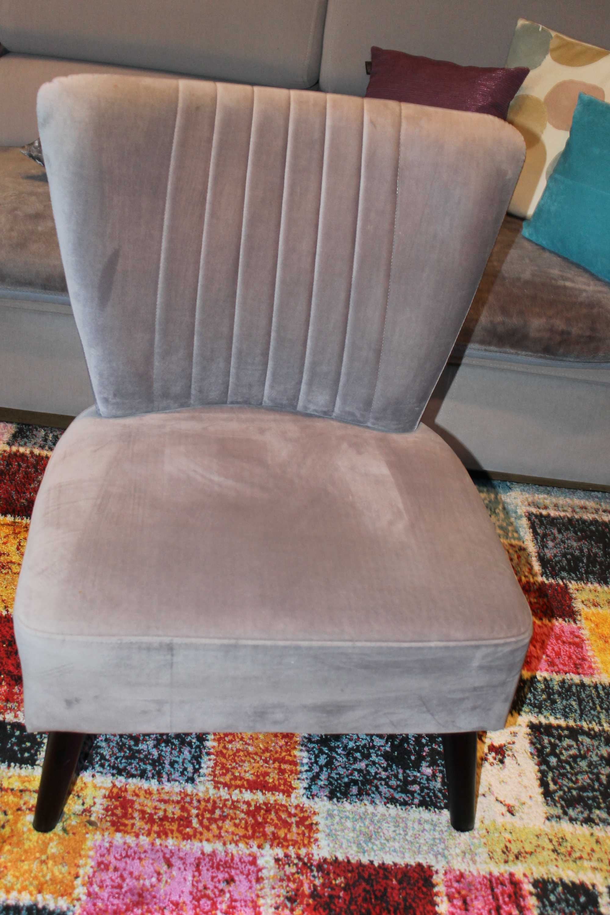 Fotel tapicerowany-siwy
