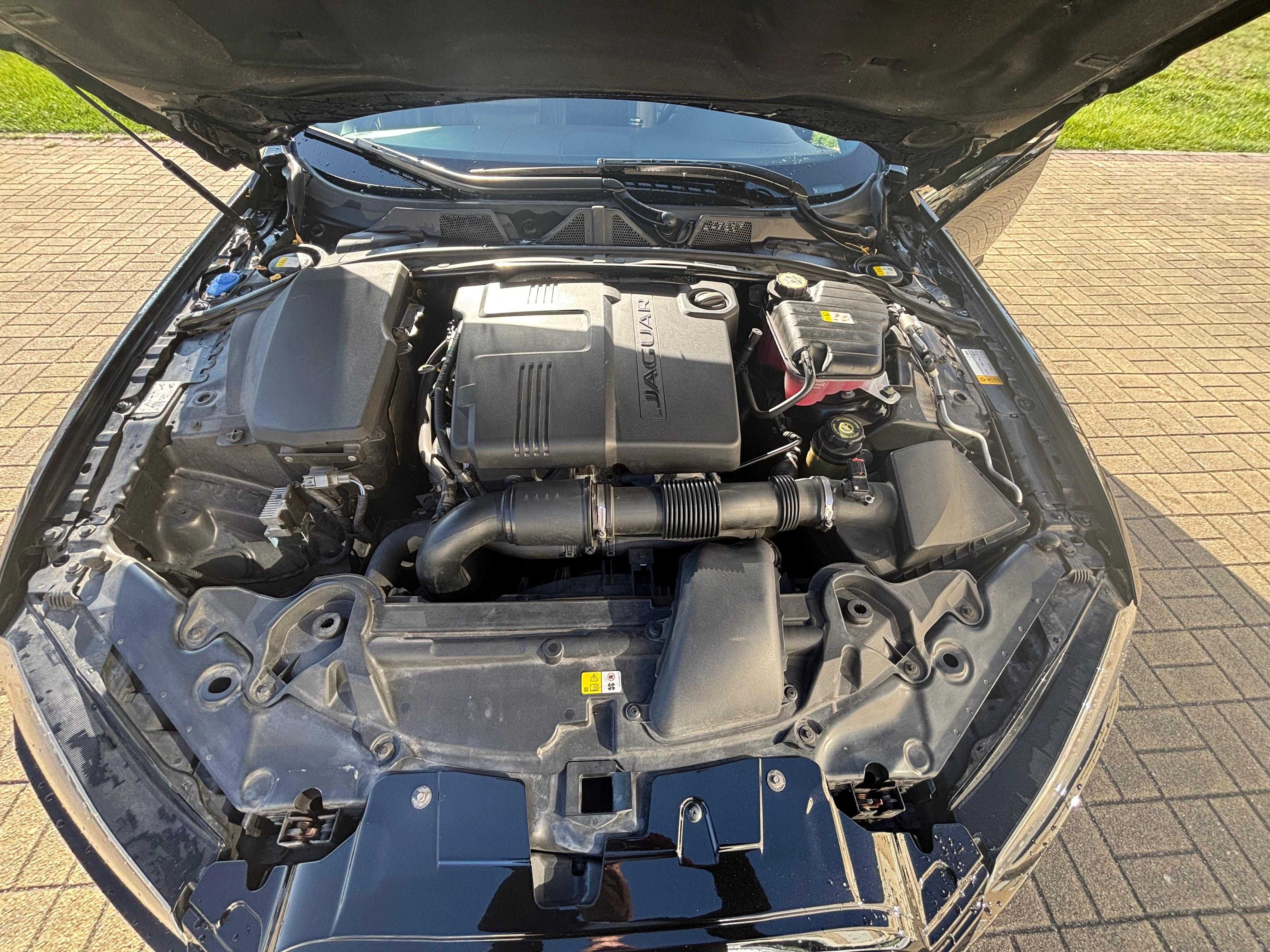 Vendo - Carrinha Jaguar