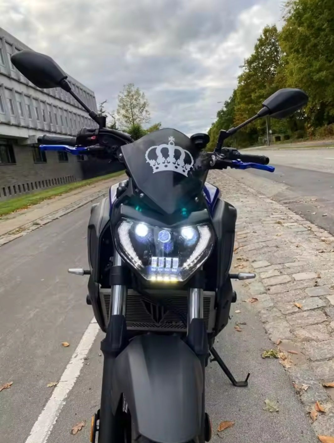 Lampa przód Yamaha MT-09/07 Tuning Reflektor Przedni Światło Led
