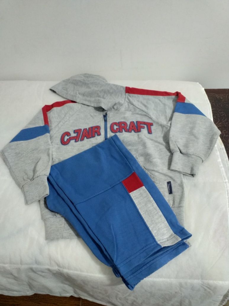 Roupa  para menino 6/7 anos
