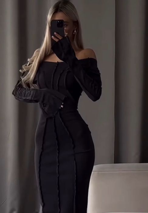 Сукня чорна максі жіноча