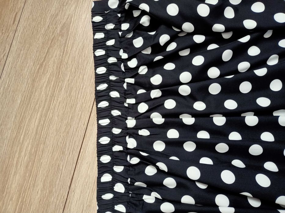 Modna spódnica w grochy