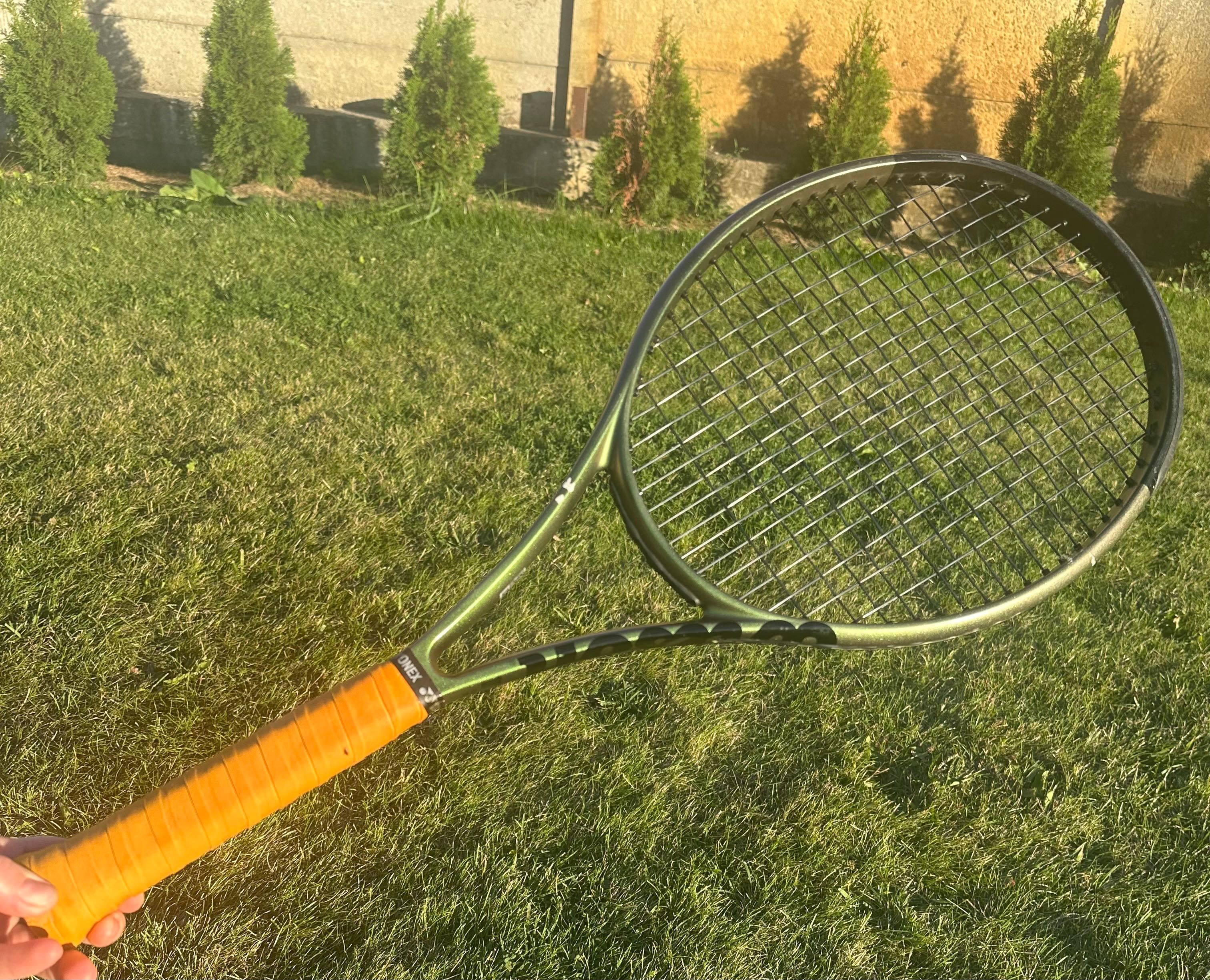 Тенісна ракетка Wilson Blade 100UL V8.0