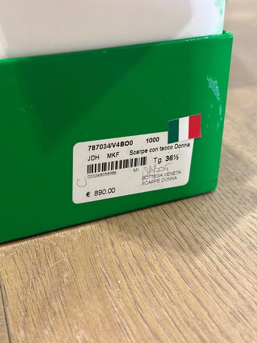 Mule, mokasyny Bottega Veneta