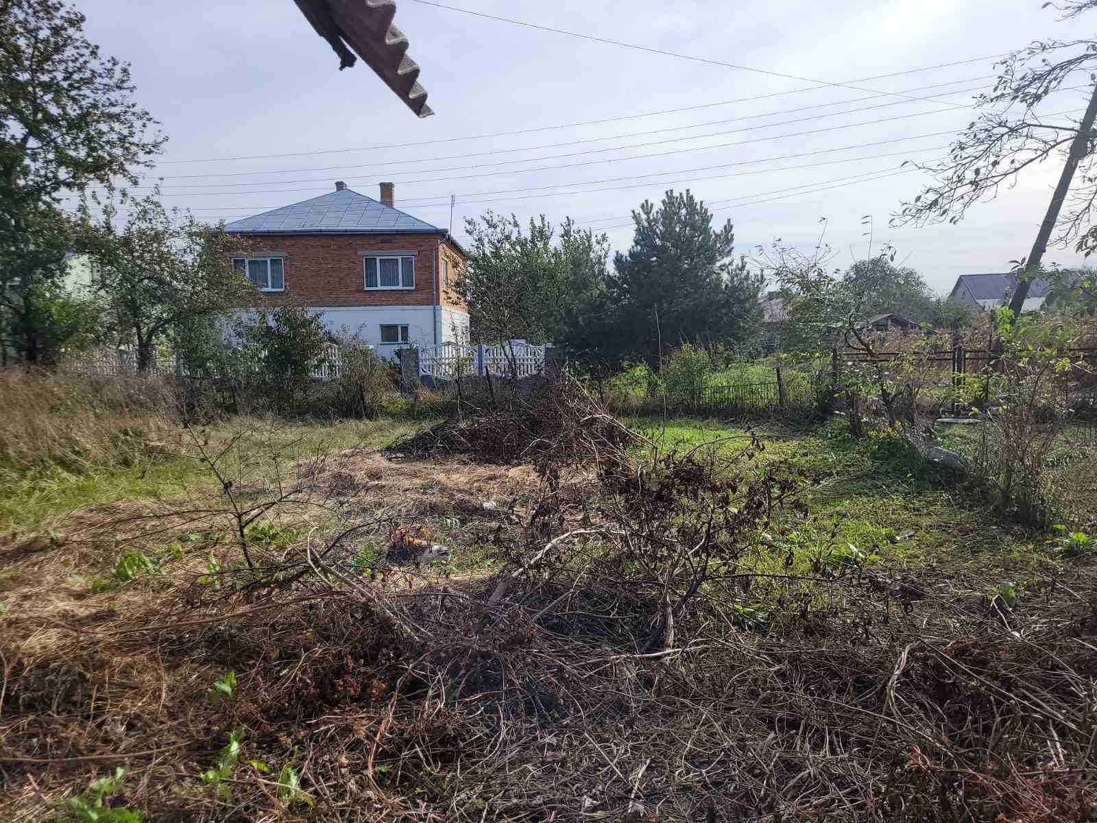 спарений будинок з окремим подвір'ям, поруч м. Кам'янка-Бузька