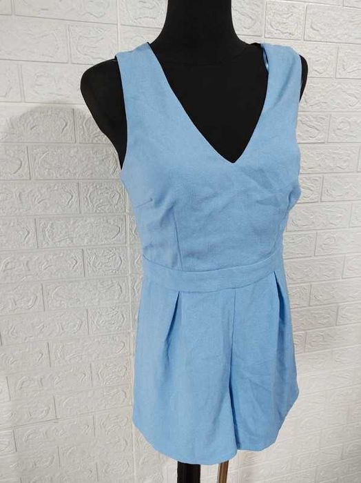 Kombinezon rozmiar m cena 20 zł