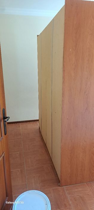 Roupeiro de 4 portas