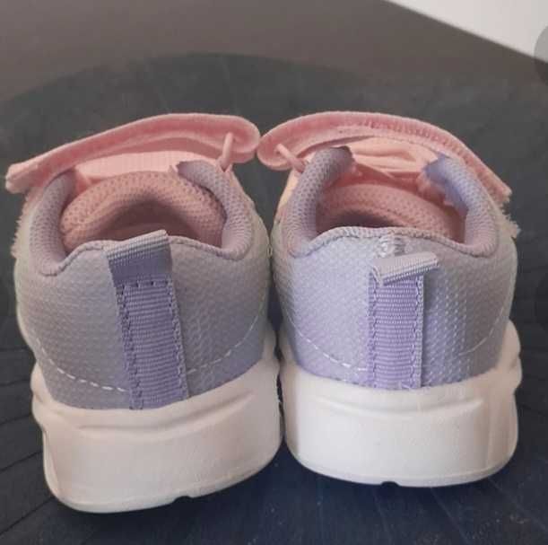 Sapatilha menina Tam 19