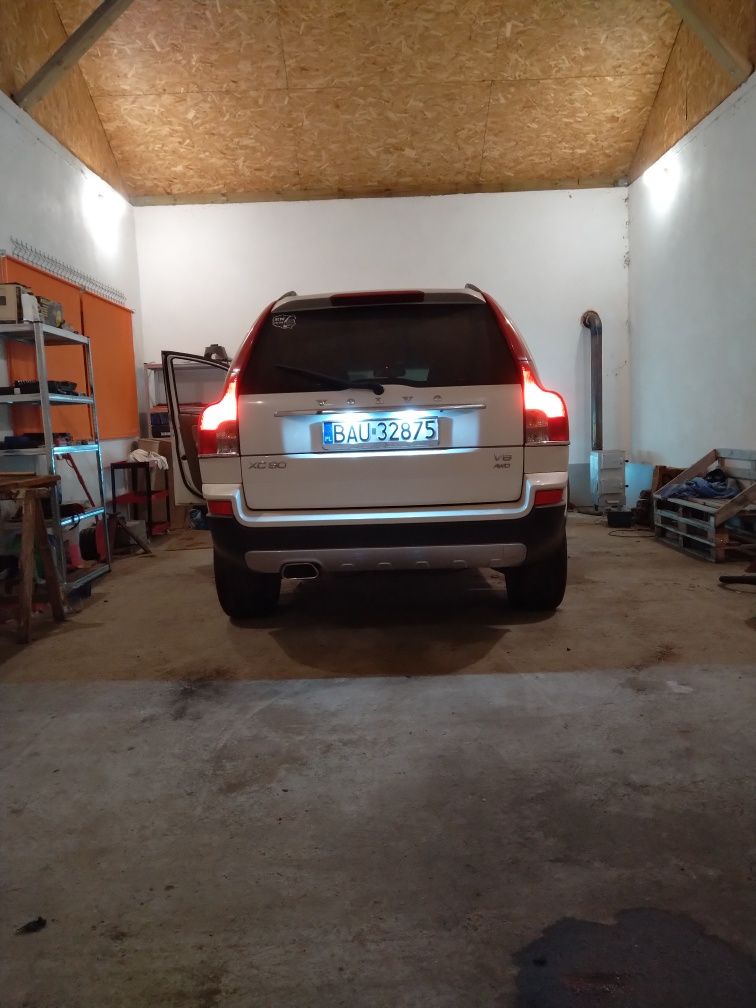Volvo XC90 V8 4,4