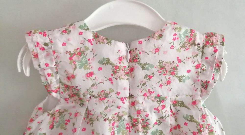 Sukienka coccodrillo 68 jak nowa