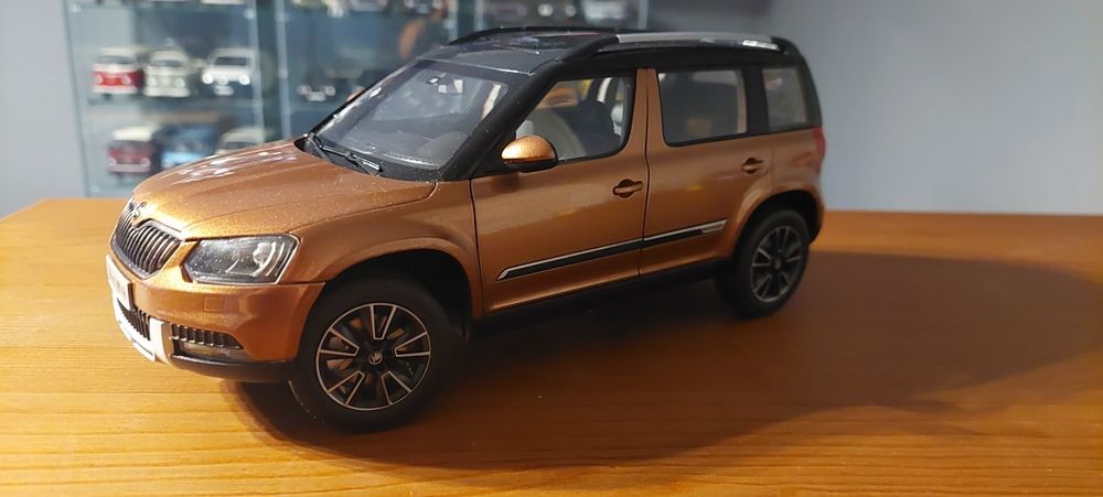 Model 1:18 Skoda Yeti Paudi