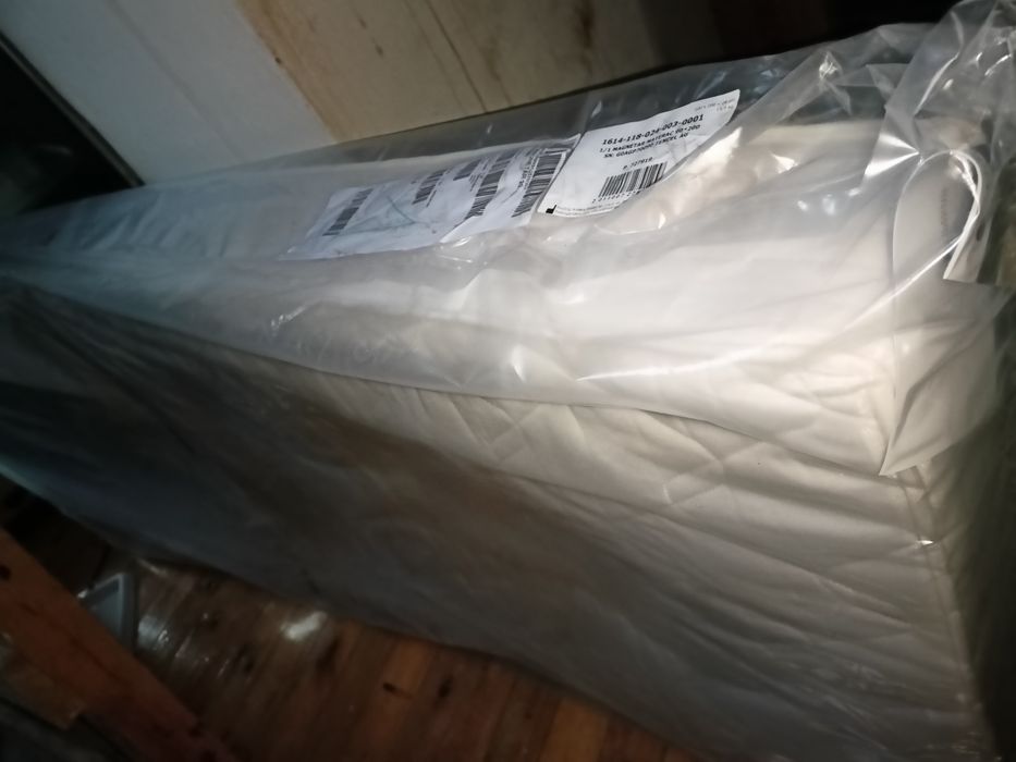 Materac 90x200 Black Red White