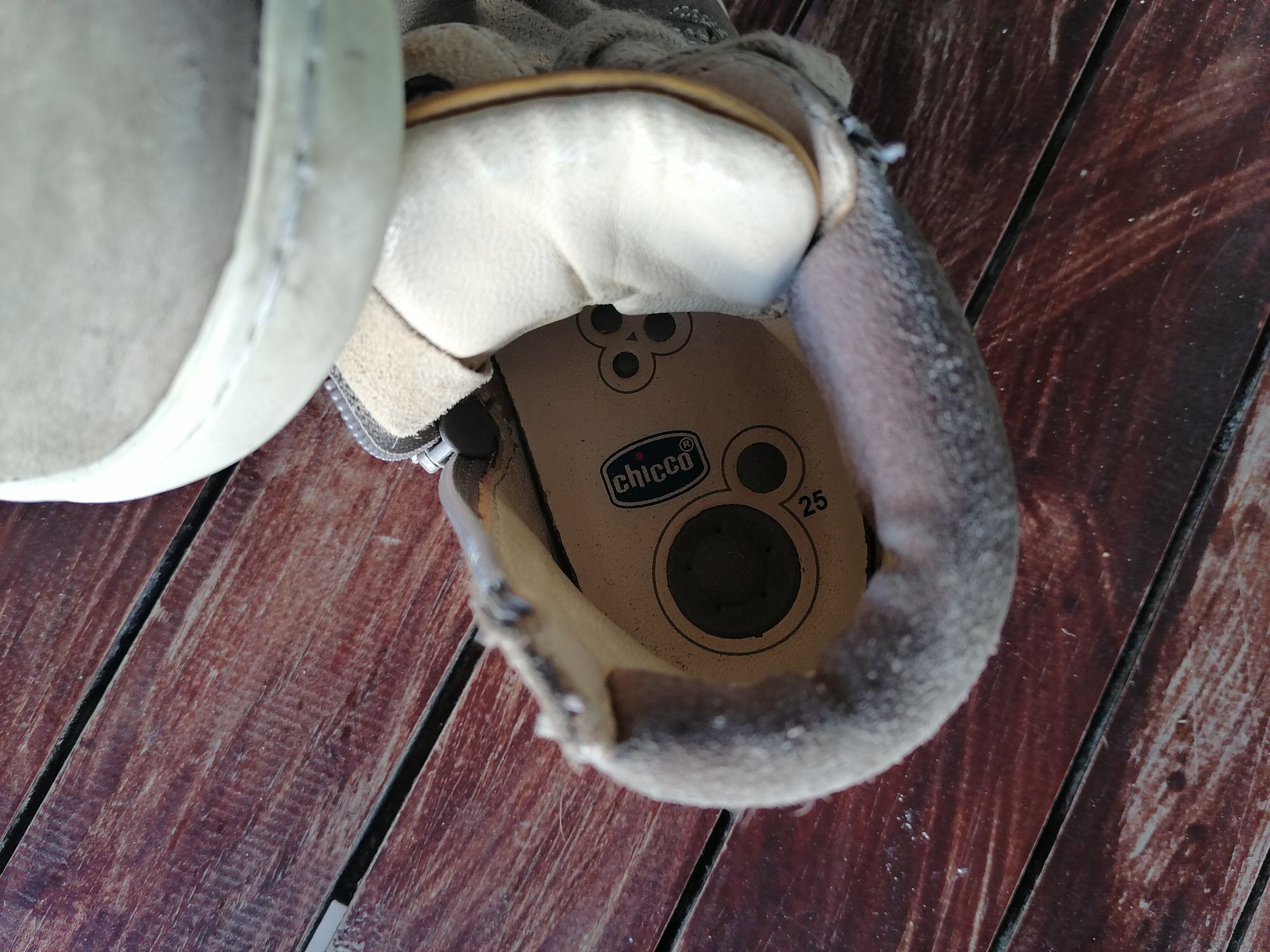 Bota de criança chicco T25