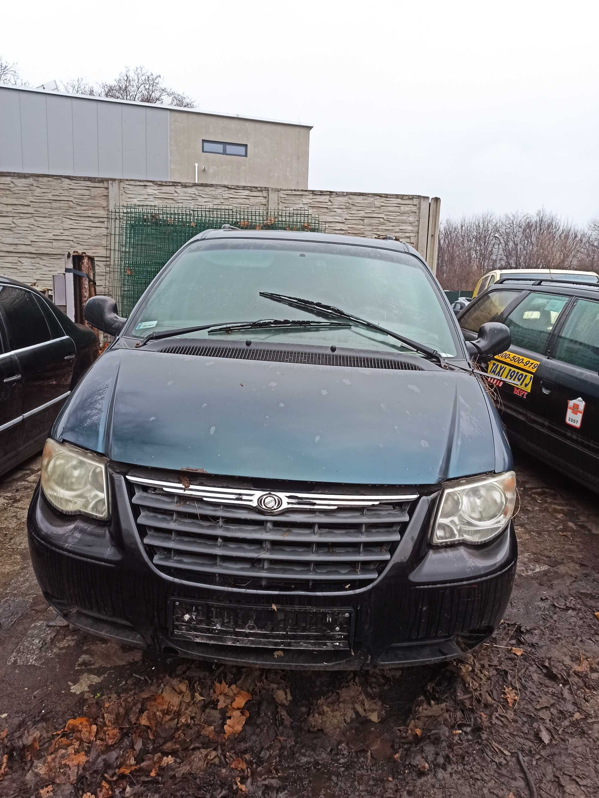 Chrysler Grand Voyager samochody na części!