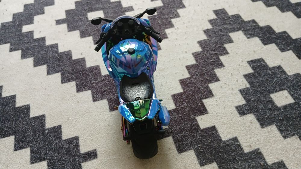 Продаю іграшкового мотоцикла