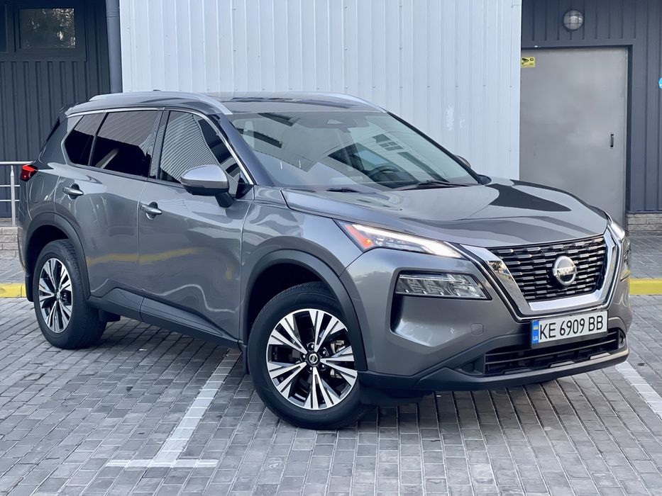 NISSAN ROGUE SV Отличное состояние