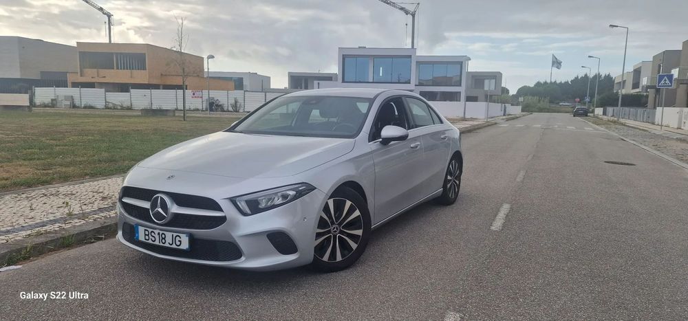 Mercedes-Benz A 180 Limousine d Business Solutions Frota Aut.