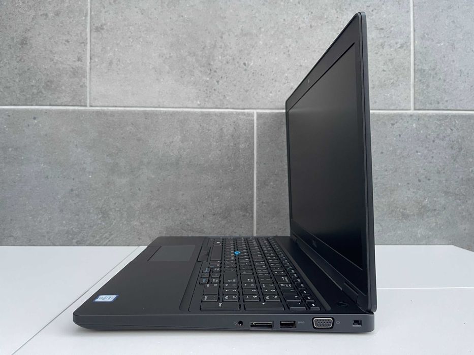 Dell Latitude 5580/i5-6300U/8Gb/256Gb M2/15.6" Full HD/IPS/Гарантія