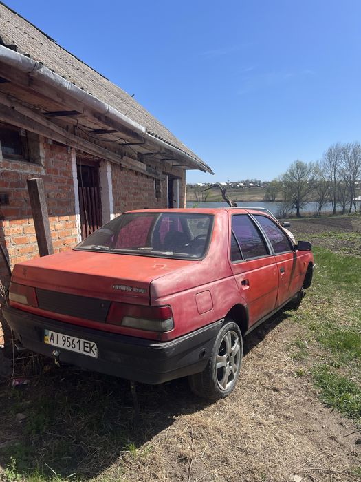 (ОБМІН НА ВАЗ) два пеже 405 під відновлення або на розбір