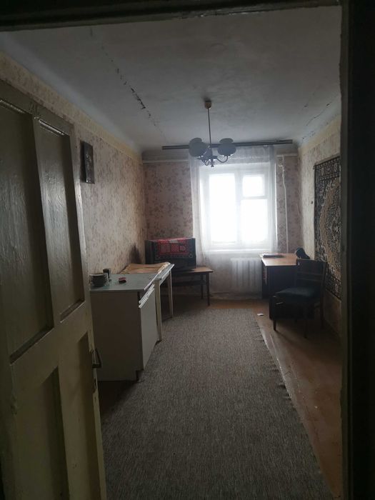 Продам кімнату у гуртожитку.